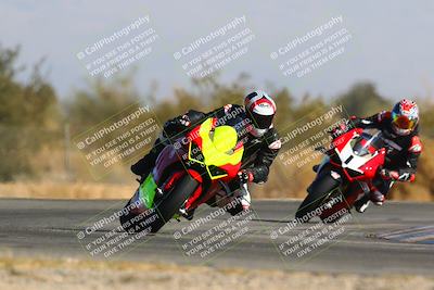 media/Jan-14-2024-SoCal Trackdays (Sun) [[2e55ec21a6]]/Turn 2 (1025am)/